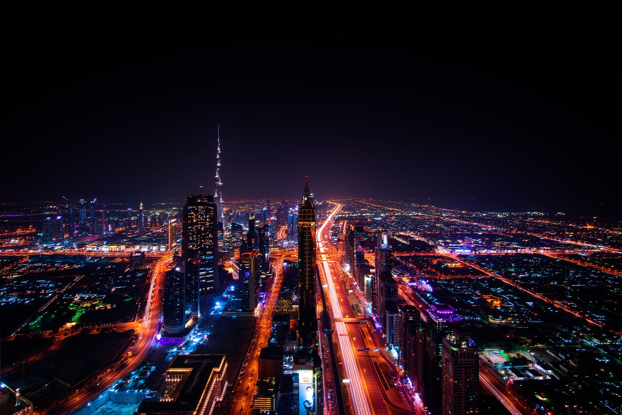 فريق وتجهيزات مايَندر للمعارض في دبي